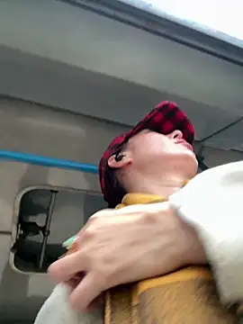 eveangelll online show from March 19, 2026, 5:07 am