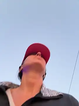 eveangelll online show from September 23, 2025, 3:46 am