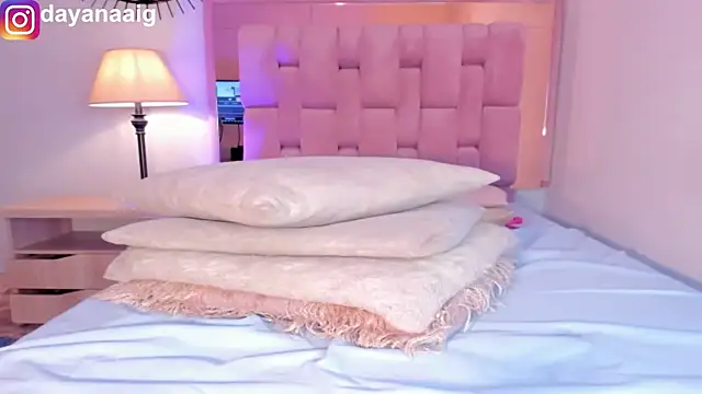 Voluptupus-girl online show from September 14, 2025, 2:50 pm