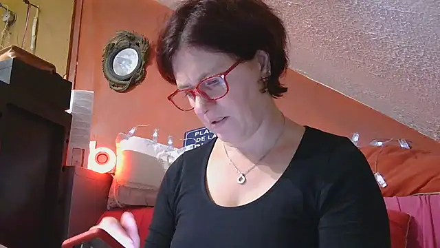 lanax online show from September 24, 2025, 11:28 am