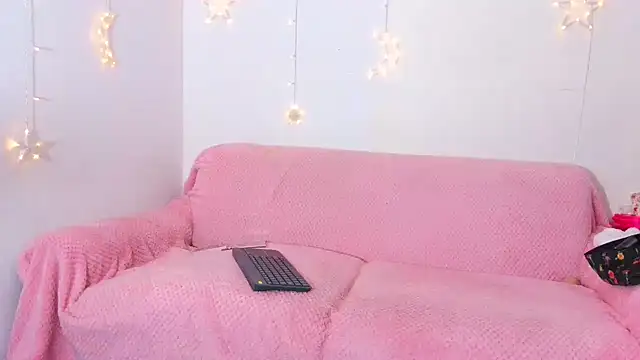 sammysexy  online show from November 26, 2025, 9:04 pm