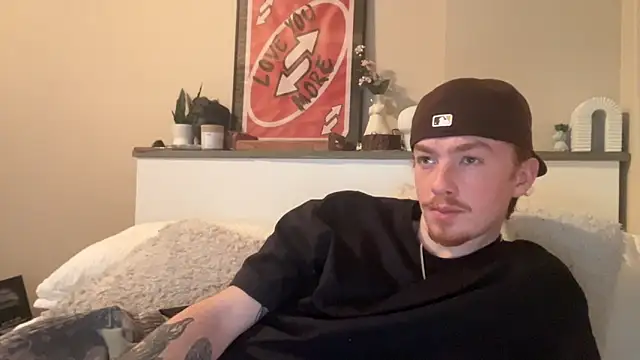 younghungginger online show from February 19, 2025, 2:12 am