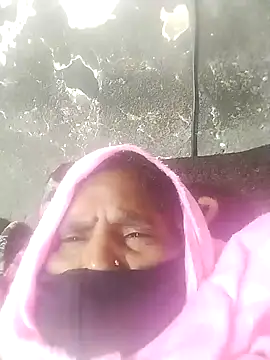 Hot-Shiwani online show from January 15, 2026, 5:00 am