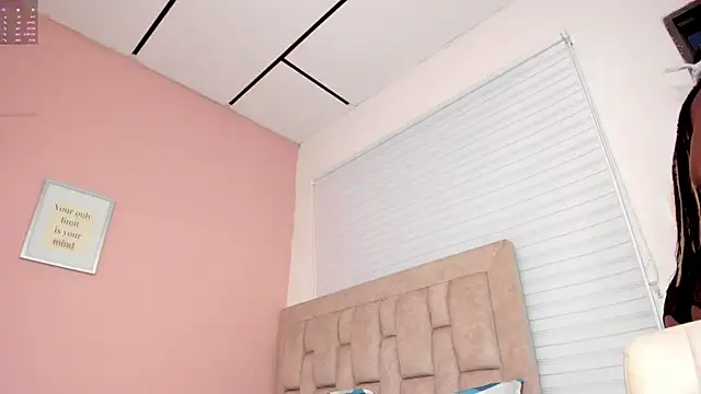 scarlet darling26 online show from January 23, 2025, 9:50 pm