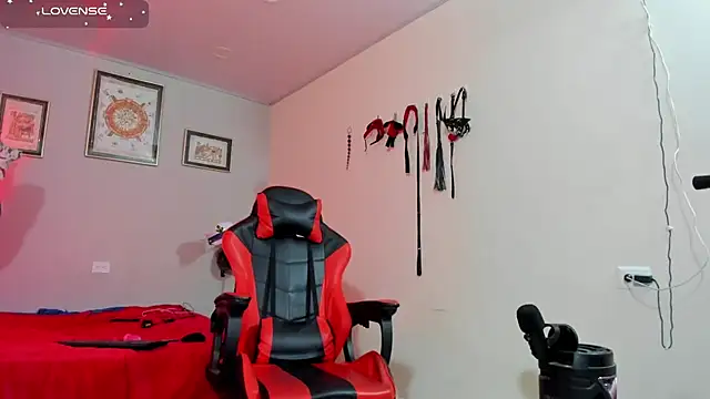 Snapshot of AlejoKhalifa_ chatting on September 13, 2025, 10:15 am AlejoKhalifa online show from September 13, 2025, 10:15 am