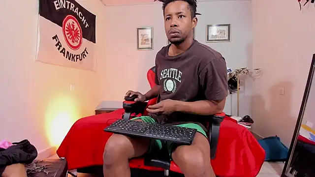 Snapshot of AlejoKhalifa_ chatting on September 15, 2025, 10:37 am AlejoKhalifa online show from September 15, 2025, 10:37 am