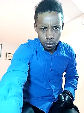 Snapshot of AlejoKhalifa_ chatting on March 20, 2025, 9:26 am AlejoKhalifa online show from March 20, 2025, 9:26 am