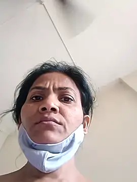 sunita6009 online show from May 31, 2026, 4:07 am