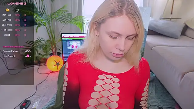 Meukotis online show from November 15, 2025, 9:35 am