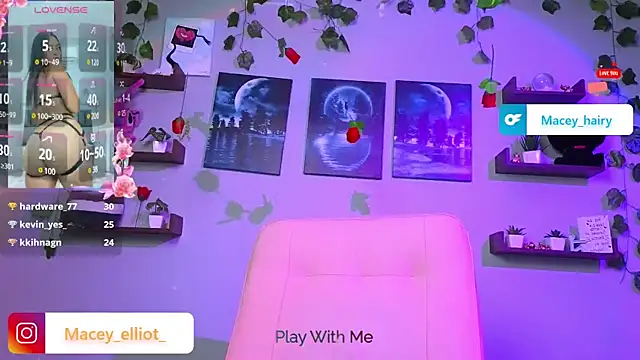 macey elliot  online show from March 13, 2025, 10:32 pm