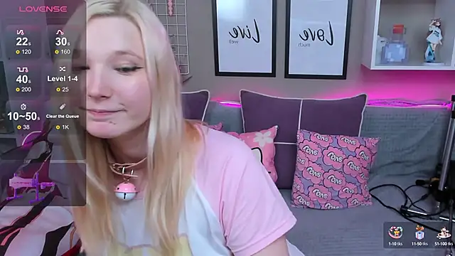 Snapshot of MeowkaKitty chatting on March 18, 2025, 4:29 am MeowkaKitty online show from March 18, 2025, 4:29 am