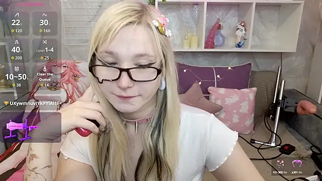 Snapshot of MeowkaKitty chatting on September 29, 2025, 1:45 am MeowkaKitty online show from September 29, 2025, 1:45 am