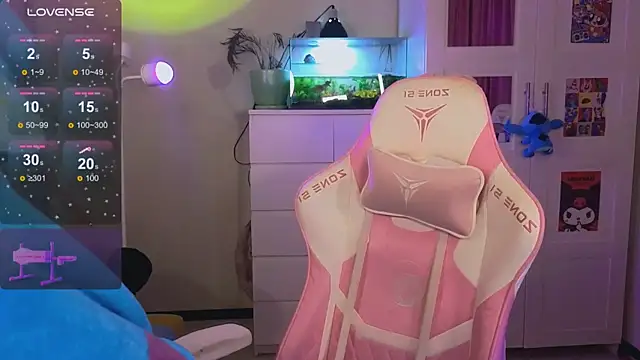 Britney Lynch online show from December 4, 2025, 9:14 pm