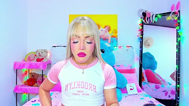 Candy Candy   online show from September 9, 2025, 9:57 pm