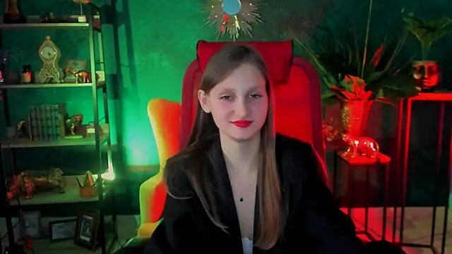EllaHorton online show from February 28, 2025, 3:37 pm