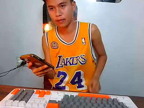 Asiantwink21 online show from September 17, 2025, 2:30 pm