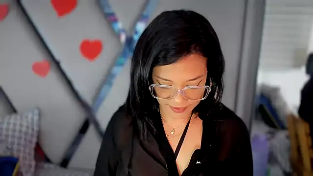 paula daniela1 online show from February 15, 2025, 10:10 pm