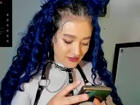 kat apple online show from February 28, 2025, 1:05 am