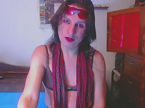 Snapshot of LorenJade chatting on March 3, 2026, 7:26 am LorenJade online show from March 3, 2026, 7:26 am