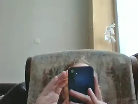 bertolini online show from March 18, 2025, 5:23 pm