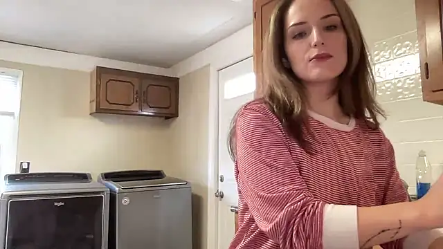 Snapshot of sexylilly69 chatting on February 12, 2026, 8:19 pm sexylilly69 online show from February 12, 2026, 8:19 pm