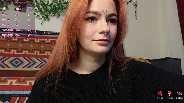 girl with snaketatto0 online show from November 27, 2025, 4:02 am