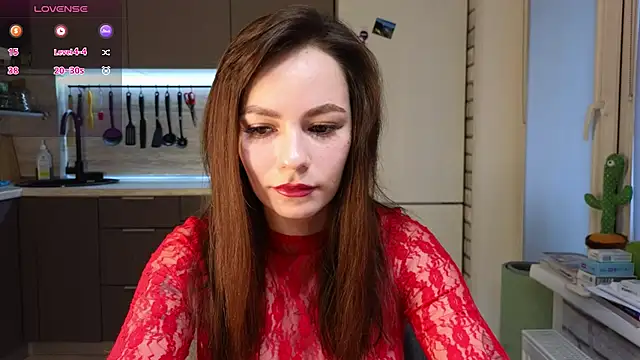 girl with snaketatto0 online show from March 21, 2025, 4:17 am