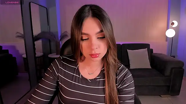 EloisaOlivero online show from October 11, 2025, 12:06 pm