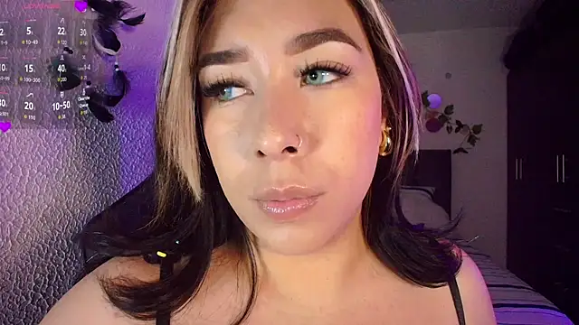 leahtemptation3 online show from March 1, 2026, 11:38 pm