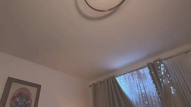 Snapshot of hotexclusive_ chatting on January 13, 2025, 5:01 am hotexclusive online show from January 13, 2025, 5:01 am