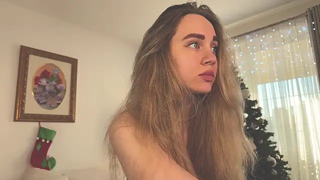 Snapshot of hotexclusive_ chatting on January 1, 2025, 7:41 am hotexclusive online show from January 1, 2025, 7:41 am