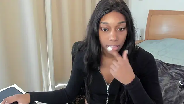 Snapshot of smileybabe chatting on March 5, 2025, 9:27 am smileybabe online show from March 5, 2025, 9:27 am