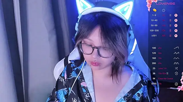 maydaykimmy online show from October 5, 2025, 9:05 pm