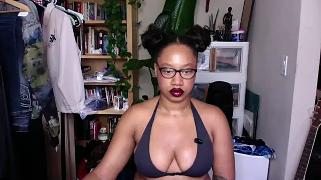 goddessdaisysky online show from September 14, 2025, 5:24 pm