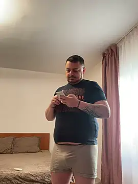 Aryana1414 online show from February 6, 2025, 1:10 pm