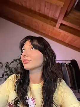 SempreAlexis online show from April 11, 2026, 9:51 pm