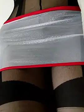 dmmsuzu95 online show from February 24, 2026, 8:10 pm