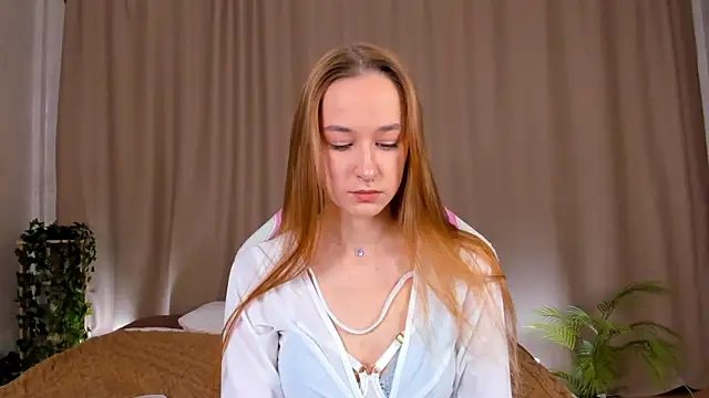 Sweett Monica online show from September 30, 2025, 12:05 am