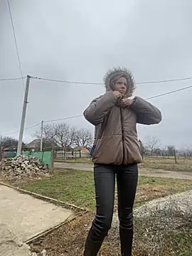 Anita-Smith online show from November 27, 2025, 9:21 am