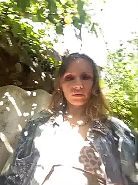 Snapshot of Anita-Smith chatting on July 17, 2026, 8:11 am Anita-Smith online show from July 17, 2026, 8:11 am