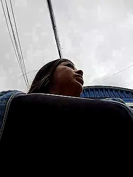 Snapshot of Ariana-pp03 chatting on February 11, 2025, 3:51 pm Ariana-pp03 online show from February 11, 2025, 3:51 pm