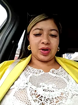 Snapshot of Ariana-pp03 chatting on February 25, 2025, 5:08 pm Ariana-pp03 online show from February 25, 2025, 5:08 pm