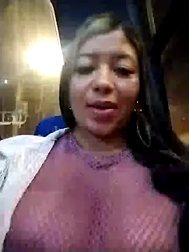 Snapshot of Ariana-pp03 chatting on January 29, 2025, 12:01 am Ariana-pp03 online show from January 29, 2025, 12:01 am