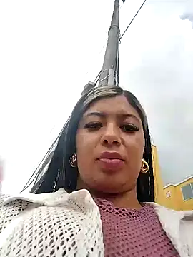 Snapshot of Ariana-pp03 chatting on January 28, 2025, 8:36 pm Ariana-pp03 online show from January 28, 2025, 8:36 pm