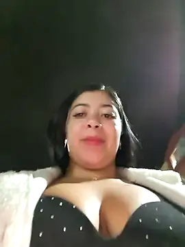 Snapshot of Ariana-pp03 chatting on September 27, 2025, 1:12 am Ariana-pp03 online show from September 27, 2025, 1:12 am