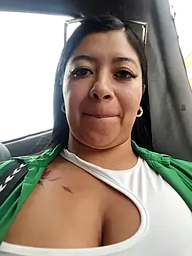 Snapshot of Ariana-pp03 chatting on September 29, 2025, 5:40 pm Ariana-pp03 online show from September 29, 2025, 5:40 pm