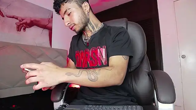 JuanCamiilo 66 online show from September 12, 2025, 11:48 pm