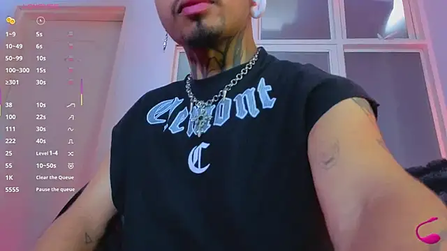 Snapshot of JuanCamiilo_66 chatting on July 13, 2026, 6:07 pm JuanCamiilo 66 online show from July 13, 2026, 6:07 pm