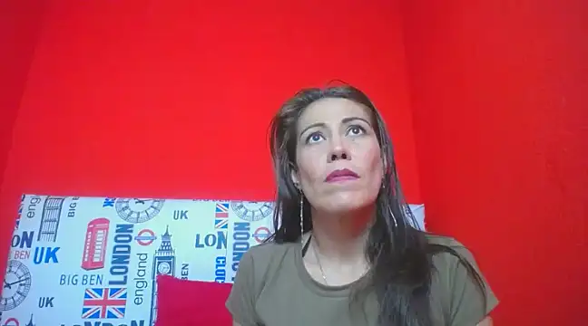 Snapshot of alejandracooper_ chatting on January 14, 2025, 6:49 pm alejandracooper online show from January 14, 2025, 6:49 pm