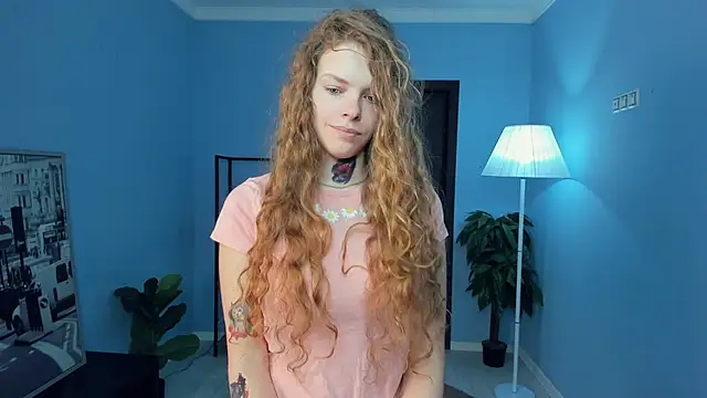 RayaNenlia online show from February 16, 2026, 5:17 am